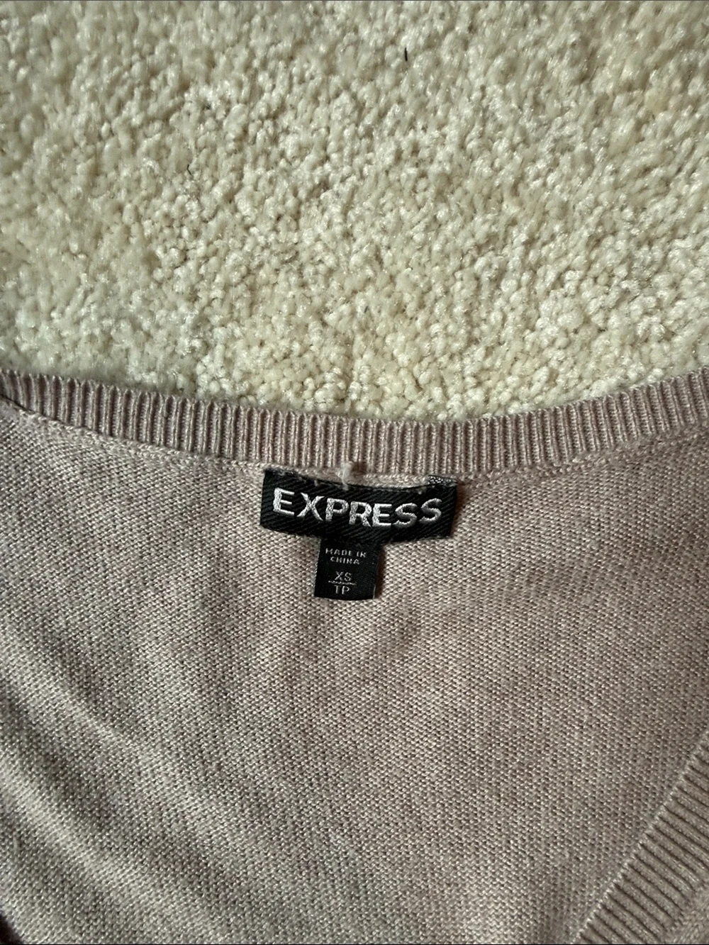 Express Women’s V-Neck Zip-Hem Sweater - Mushroom Taupe - Picture 3 of 3